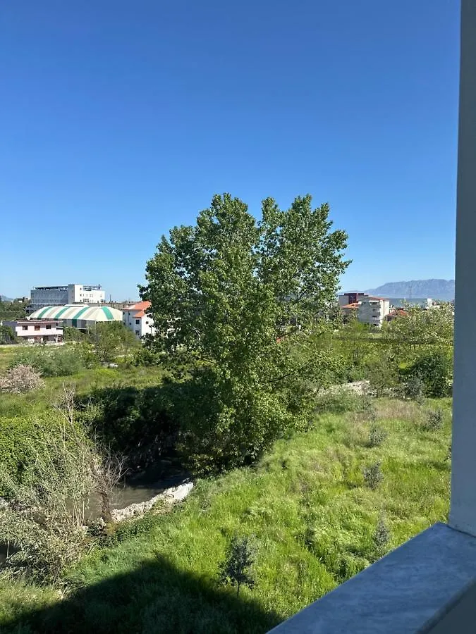 Sunny Riverside Tirana'S Oasis - Breakfast & Dinner Homestay Tirana