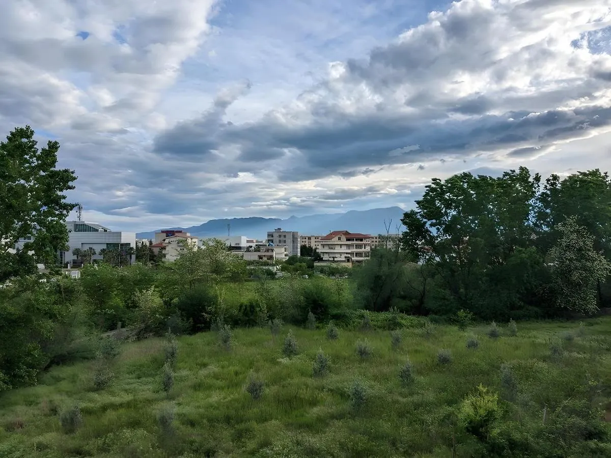 Sunny Riverside Tirana'S Oasis - Breakfast & Dinner Albania